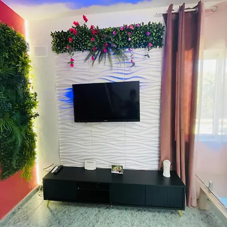 Privado Piscina A 5min De La Playa Y Centro Jacuzzi Barbacoa Wifi Aire *