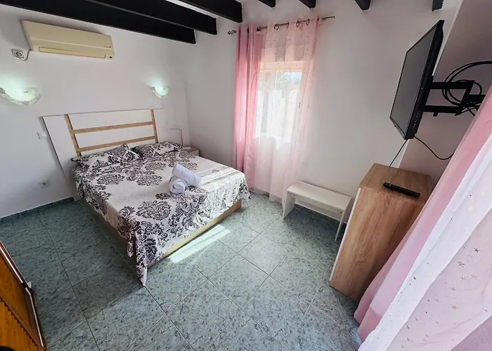 Privado Piscina A 5min De La Playa Y Centro Jacuzzi Barbacoa Wifi Aire Dom wakacyjny *